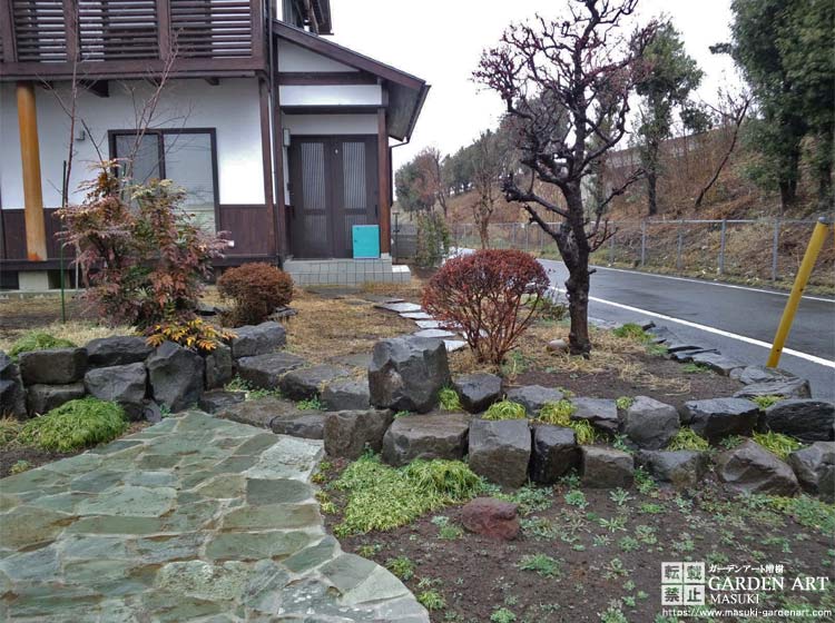 施工前の庭の様子