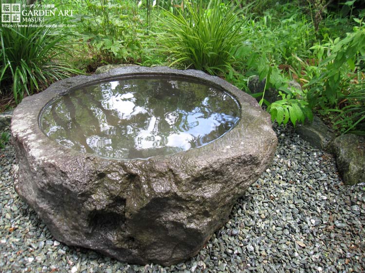 つくばい　手水鉢　水鉢