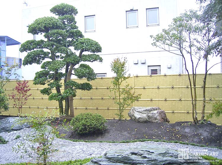 植栽　樹木　庭石