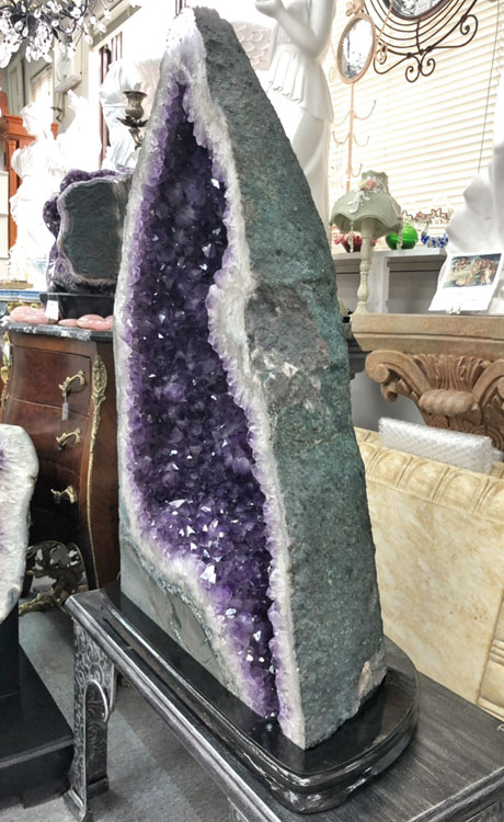 天然紫水晶　アメシスト（アメジスト） ドーム No.06　59.5kg　【商品番号m-amt06】