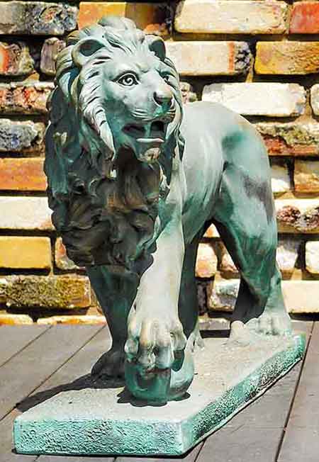 イタリア製動物石像（ガーデンオーナメント） ドッカーレ宮のライオン