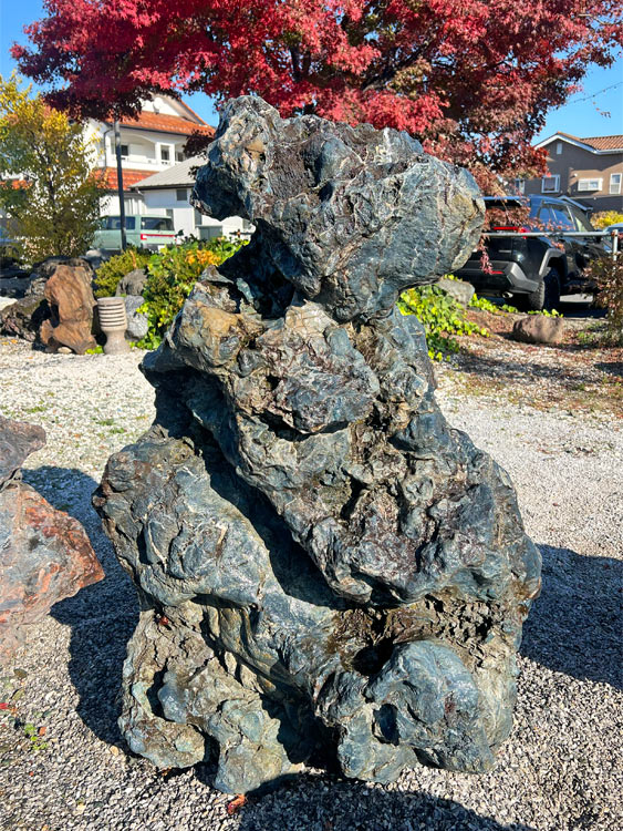北海道　幸太郎石 庭石 景石