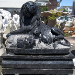 天然黒石彫刻　ライオンペア