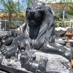 天然黒石彫刻　ライオンペア