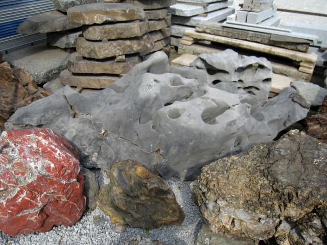 山景石 断層石 風化景石 台座付 721g 天然石 鑑賞石 原石 自然石 景石 山景石 断層石 風化景石 台座付 721g 天然石 鑑賞石 原石 自然