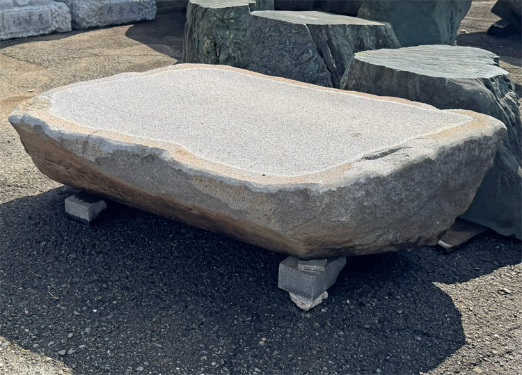 三波石