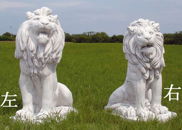 ライオン　石像
